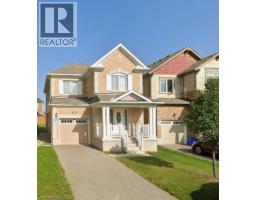 47 PICKETT Place - 1
