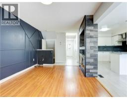 14 CHATEAU Crescent - 12