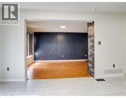 14 CHATEAU Crescent - 15