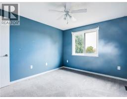 14 CHATEAU Crescent - 31