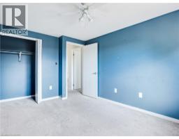 14 CHATEAU Crescent - 33