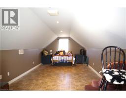 161 BROCK Street - 26