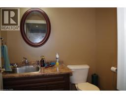 161 BROCK Street - 27
