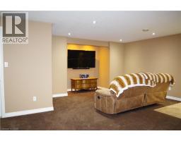 161 BROCK Street - 30