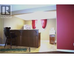 161 BROCK Street - 34