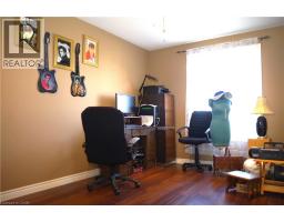 161 BROCK Street - 41