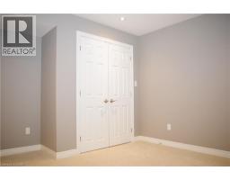 161 BROCK Street - 44