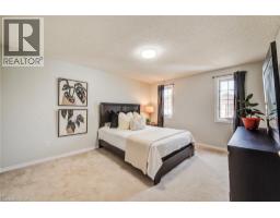 633 GRANGE Crescent - 24