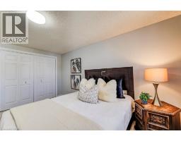 633 GRANGE Crescent - 26
