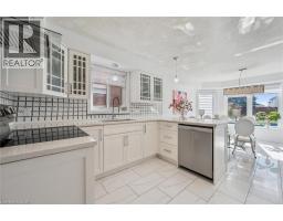 110 QUEEN CHARLOTTE Crescent - 11