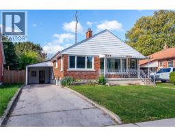 48 CHRISTOPHER Drive - 1