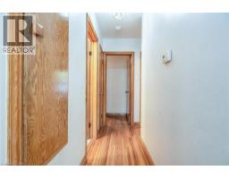 48 CHRISTOPHER Drive - 17