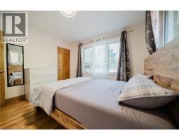 48 CHRISTOPHER Drive - 19