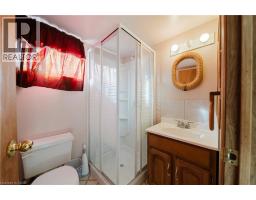 48 CHRISTOPHER Drive - 24