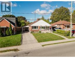 48 CHRISTOPHER Drive - 34