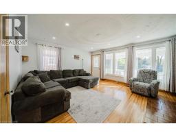 48 CHRISTOPHER Drive - 4