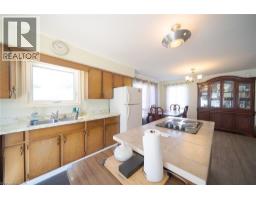 8 QUEEN Street - 5