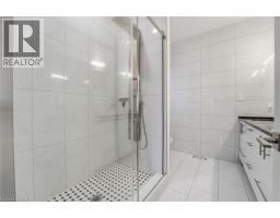 19 GILMER Crescent - 19
