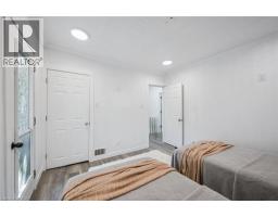 405 WELLINGTON Street N - 20