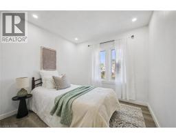 405 WELLINGTON Street N - 21