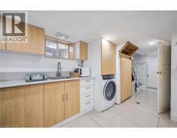 405 WELLINGTON Street N - 26