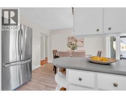 352 VANIER Drive - 20