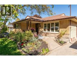 352 VANIER Drive - 6