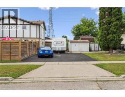 118 GLAMIS Road - 16