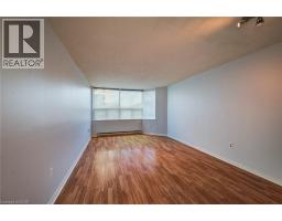 55 GREEN VALLEY Drive UnitNo. 811 - 20