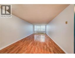 55 GREEN VALLEY Drive UnitNo. 811 - 21