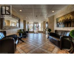 55 GREEN VALLEY Drive UnitNo. 811 - 25