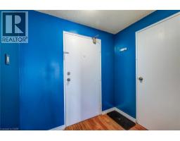 55 GREEN VALLEY Drive UnitNo. 811 - 3