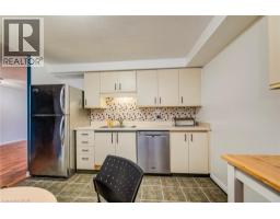 55 GREEN VALLEY Drive UnitNo. 811 - 9