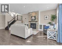 424 ALAN Crescent - 4