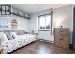 51 EBY Crescent - 25