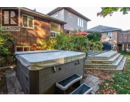 51 EBY Crescent - 39