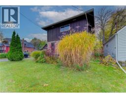 215 LANCASTER Street W - 3