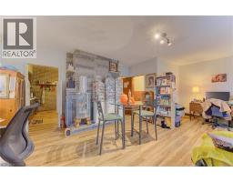 215 LANCASTER Street W - 6