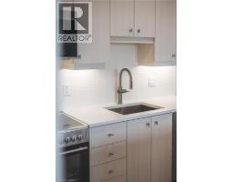 15 WELLINGTON Street S UnitNo. 909 - 11