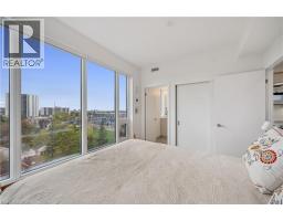 15 WELLINGTON Street S UnitNo. 909 - 19