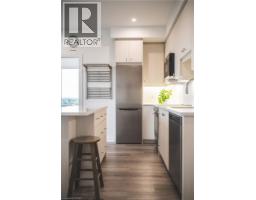 15 WELLINGTON Street S UnitNo. 909 - 6