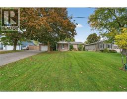 14 CHIPPEWA Street W - 2