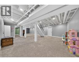 14 CHIPPEWA Street W - 29
