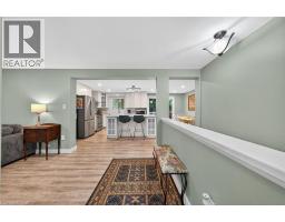 14 CHIPPEWA Street W - 4