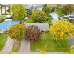 14 CHIPPEWA Street W - 40