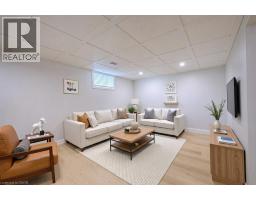 563 ELGIN Street N - 28