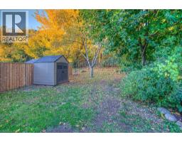 563 ELGIN Street N - 38