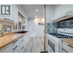 1676 HOLLEY Crescent - 10
