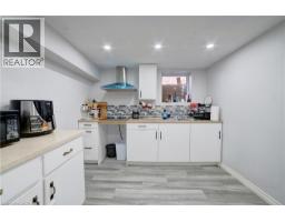 1676 HOLLEY Crescent - 21