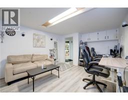 1676 HOLLEY Crescent - 24
